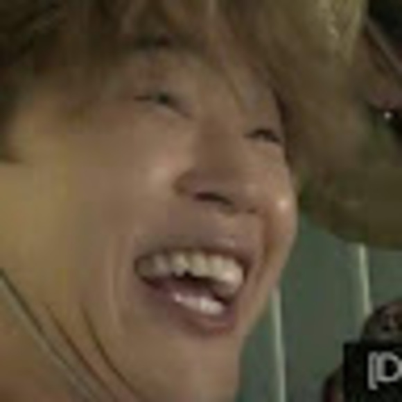 sriracha_v